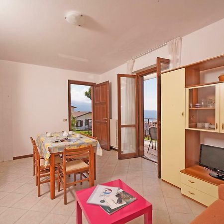 Residence Primera Rompala, Gtsgroup Тиньяле Экстерьер фото