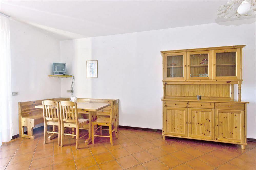 Residence Primera Rompala, Gtsgroup Тиньяле Экстерьер фото