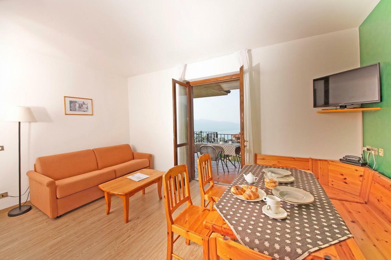 Residence Primera Rompala, Gtsgroup Тиньяле Экстерьер фото
