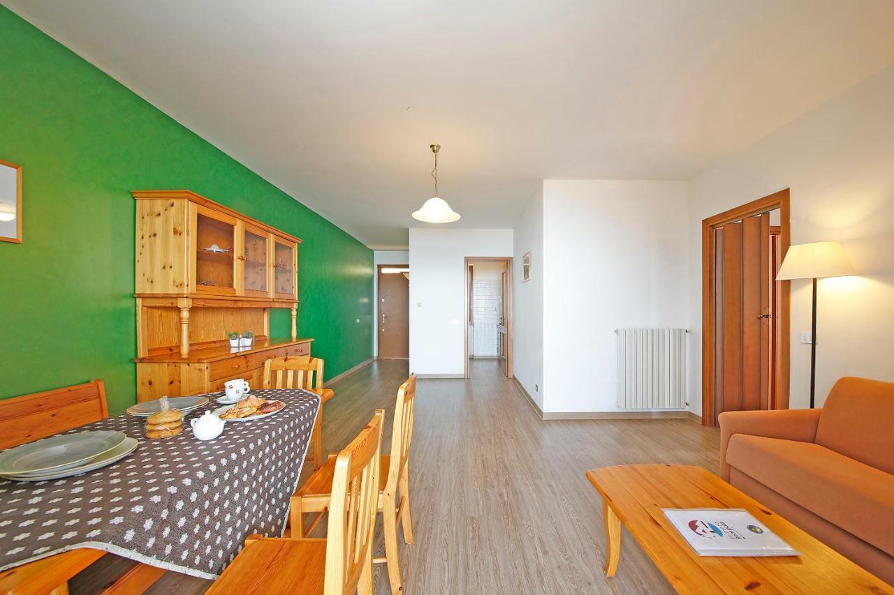 Residence Primera Rompala, Gtsgroup Тиньяле Экстерьер фото